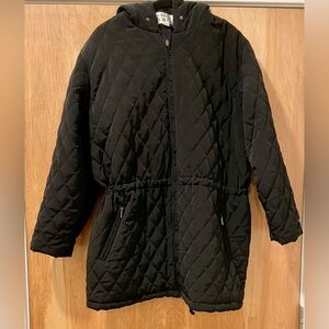 KEREN hart Black and White Striped Garment